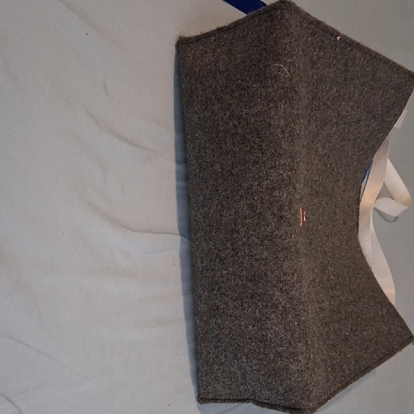 Elegant Aachen Gray Felt Satchel